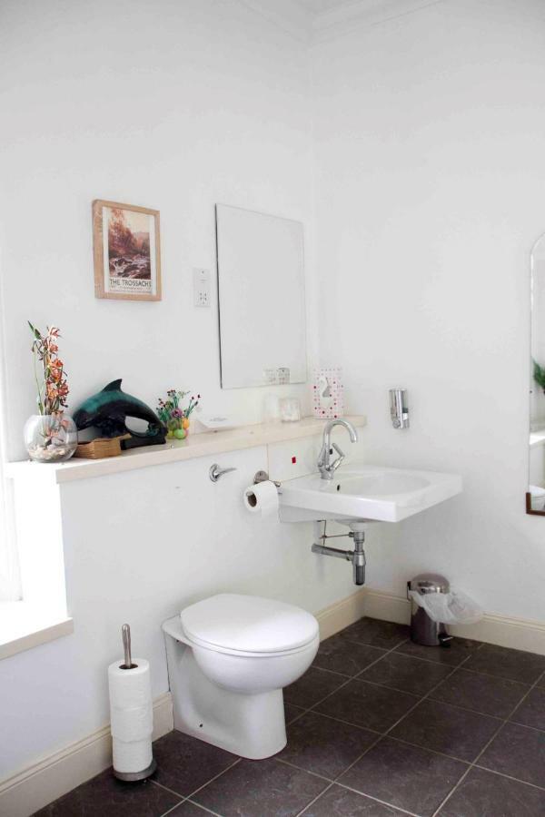 فيلا ستراثيرفي Airlie House Self Catering المظهر الخارجي الصورة